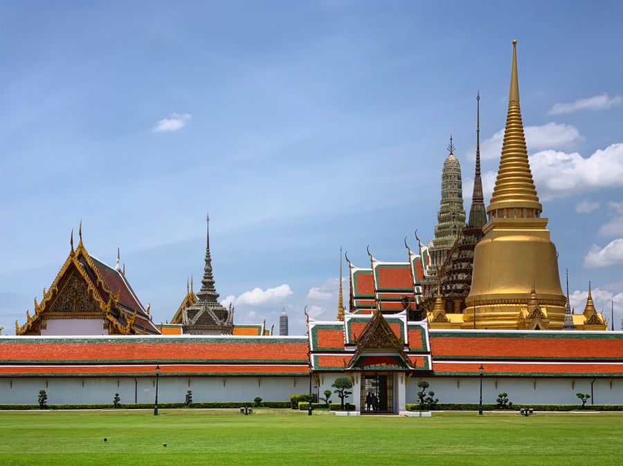 Tejados dorados del Gran Palacio de Bangkok